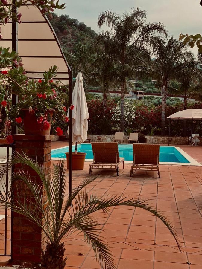 Il Giardino Delle Zagare Villa Calatabiano Buitenkant foto